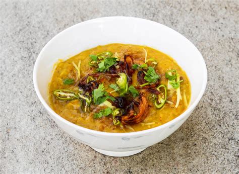  Haleem, Un Plat Reconfortant aux Épices Sublimes et à la Texture Fondante !