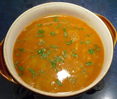  La soupe aux oignons de Shangqiu : Un bouillon parfumé révélant des saveurs sucrées et Umami !